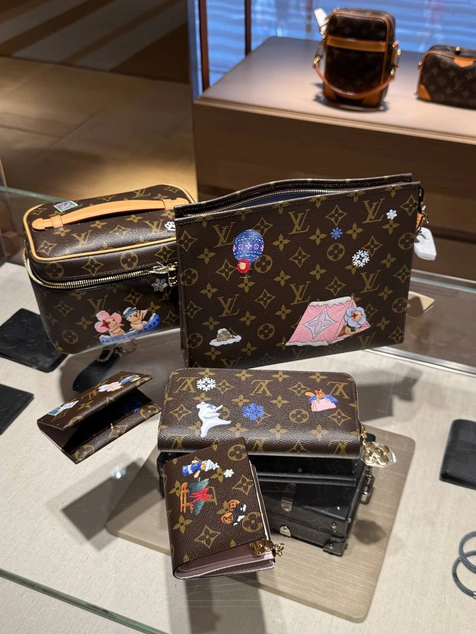 Актуальные модели Louis Vuitton — фото 1716
