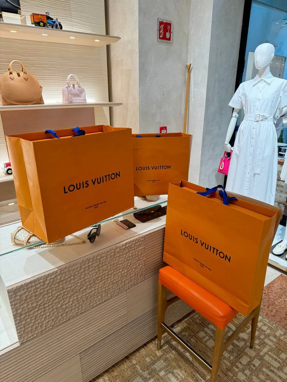 Преимущества байер-сервиса Louis Vuitton