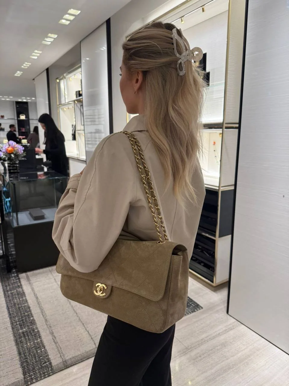 Chanel Maxi Flap Bag Suede — фото 632