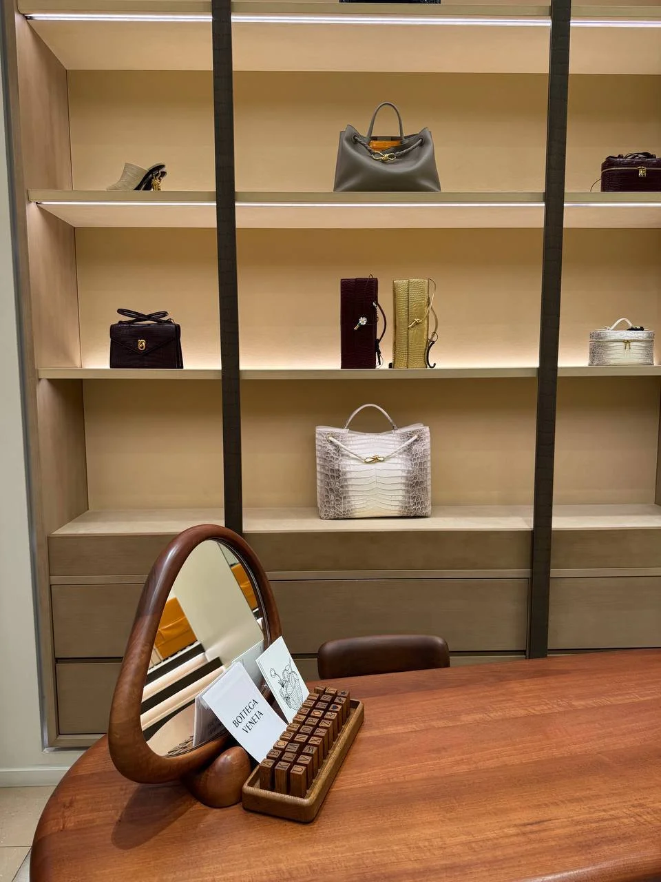 Покупка сумок Bottega Veneta из Европы