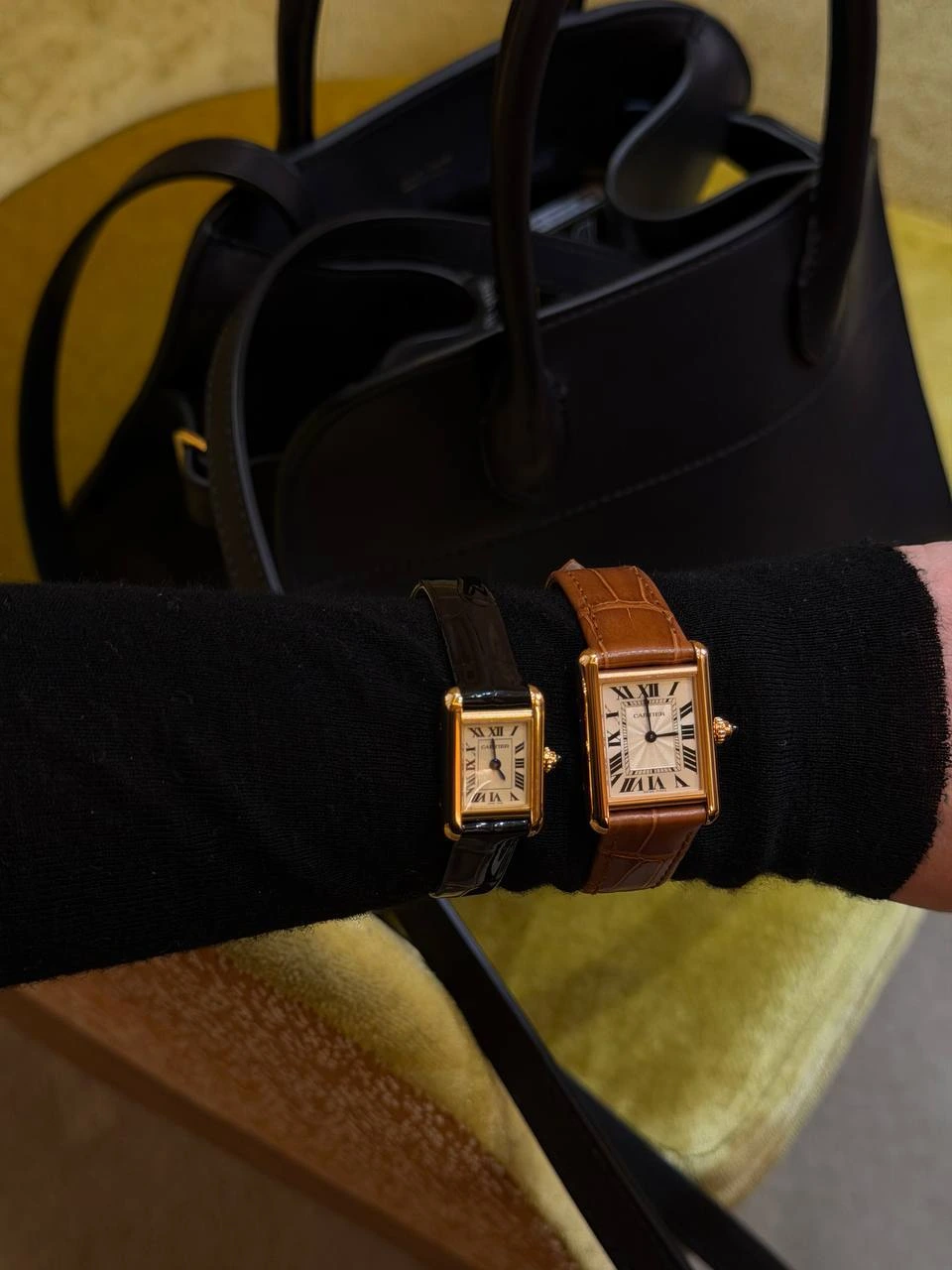 Часы Cartier Tank — фото 812