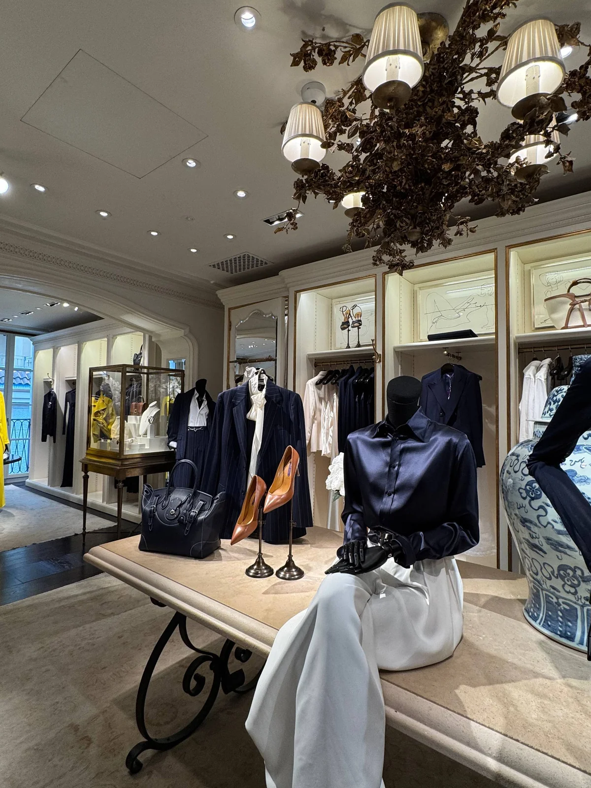 Одежда люкс-брендов из Европы